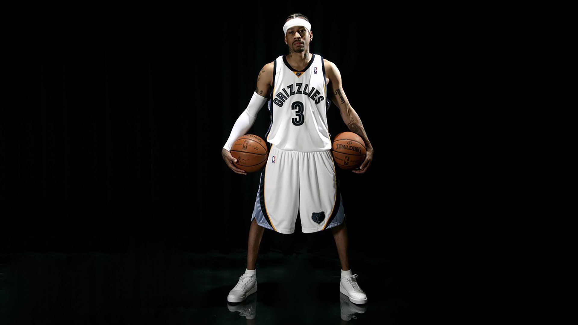 _湖人队士气高昂，继续追逐季后赛梦想_，湖人队v